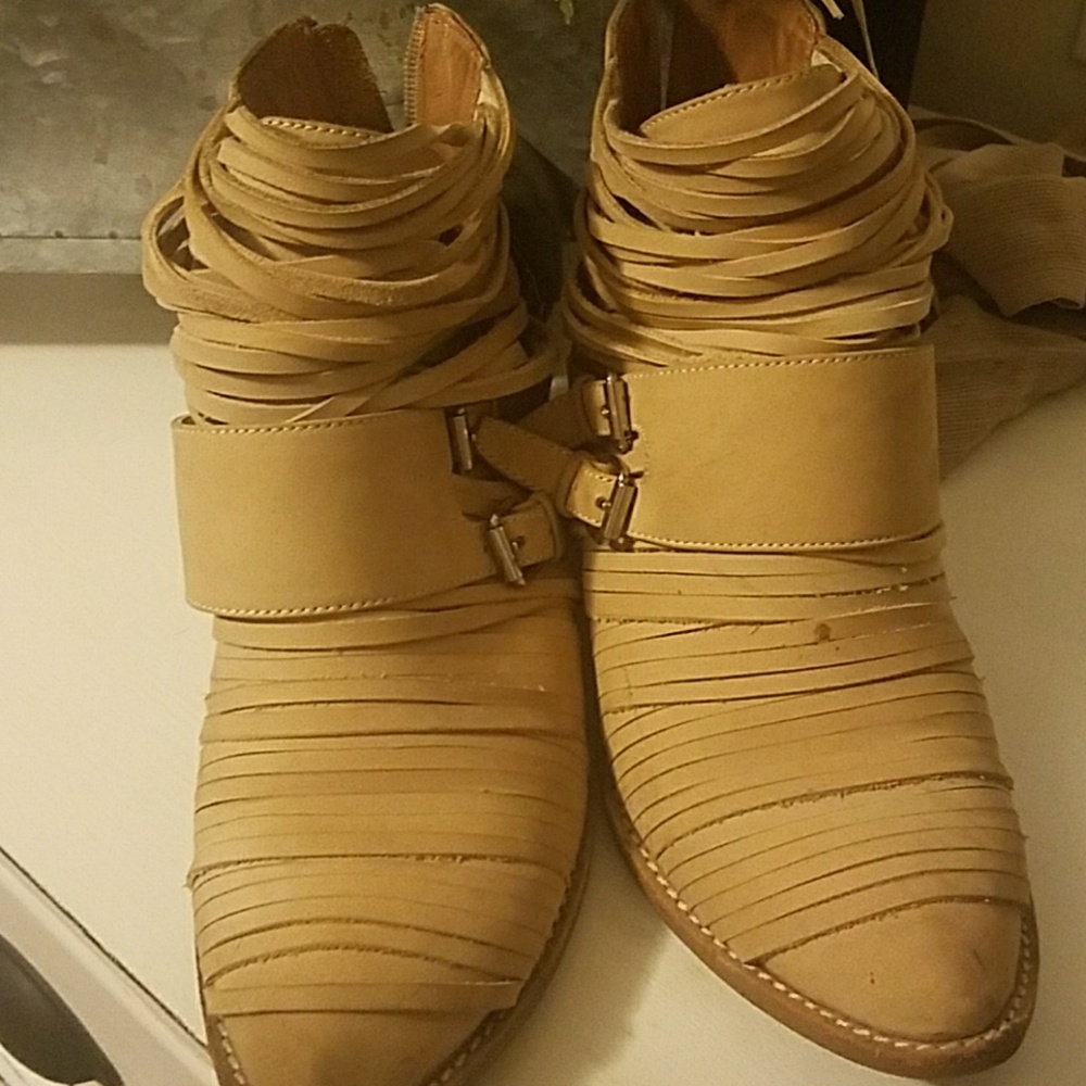 Booties - Picture 3 of 4
